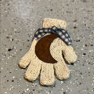 VINTAGE BROOCH SMALL GLOVE WITH A BLUE GINGHAM RIBBON AND METAL CRESCENT MOON